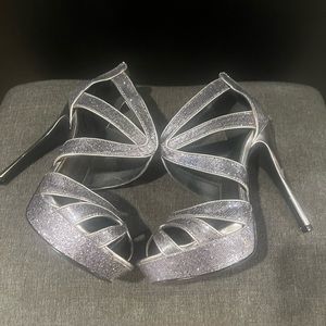 G By Guess Stiletto Heels 👠